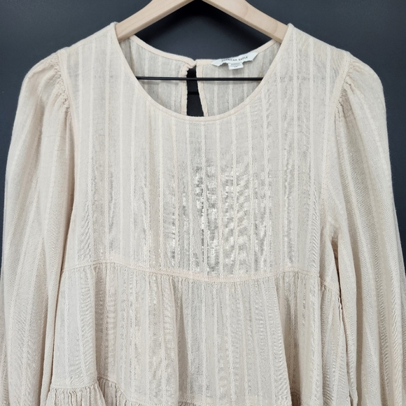 American Eagle Womens Tiered Blouse Top Size M Tan Peasant Neutral Minimalist - Picture 3 of 9